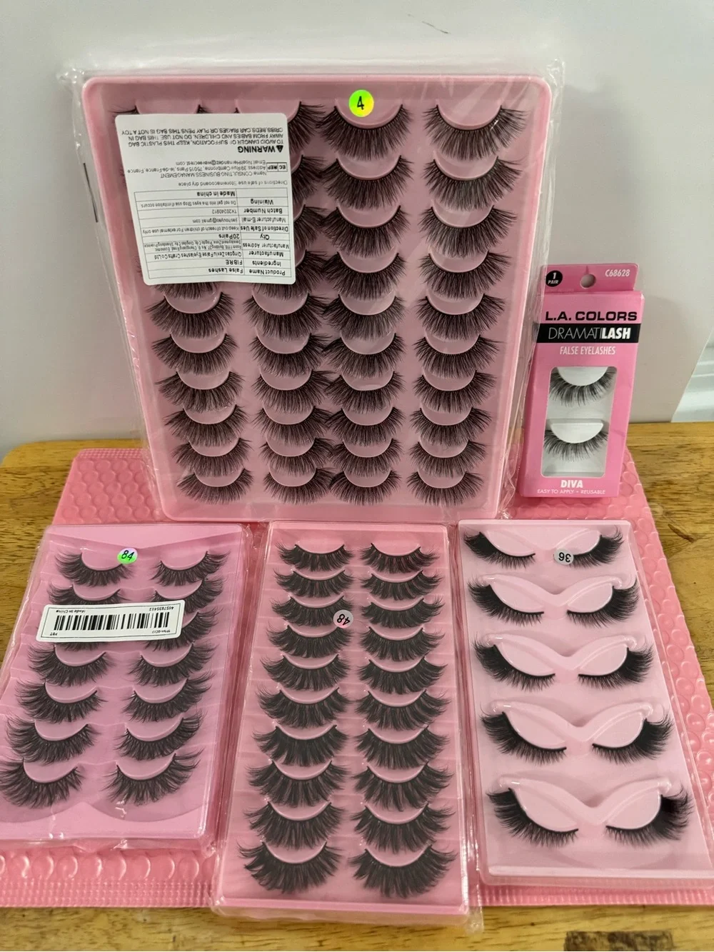 L.A. Colors Black Voluminous False Eyelash Assortment